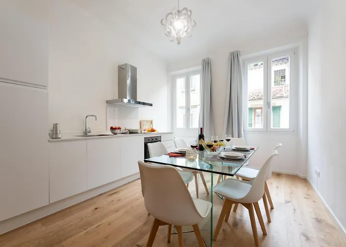 Accademia - Flo Apartments